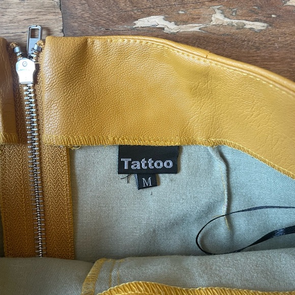 Tattoo Gold Leather Mini Skirt - Picture 4 of 4